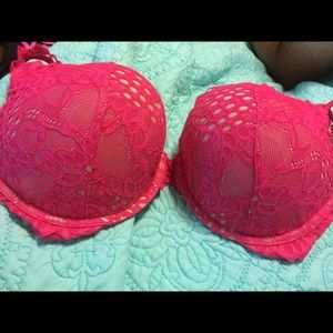 Victoria Secret Bombshell!! Only worn once!