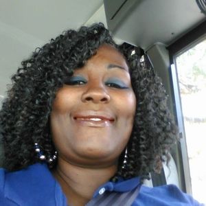 Meet your Posher, Valerie