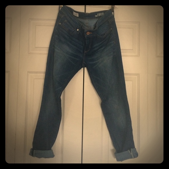 Gap size 4 skinny