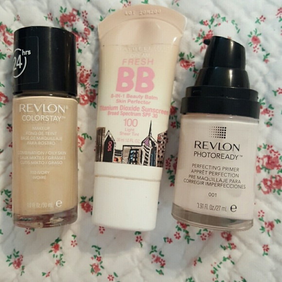 Makeup bundle.