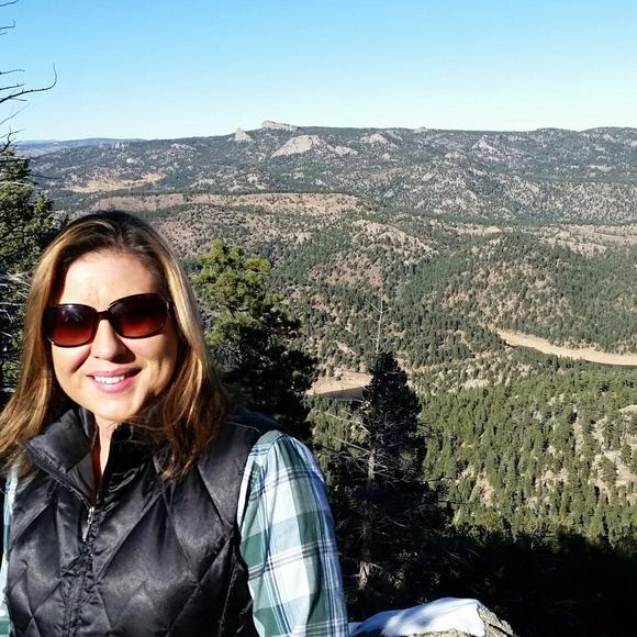 Meet your Posher, Amiee - Picture 1 of 1