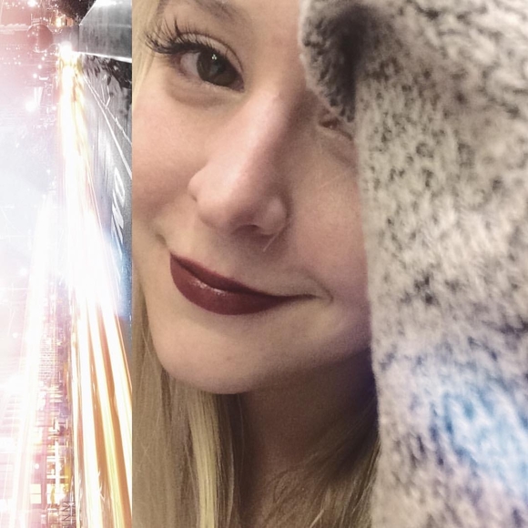 Meet your Posher, Megan - Picture 1 of 1