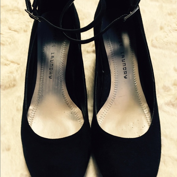 Chinese Laundry Black Suede Wedge Heel Size 8