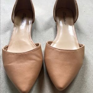 2 Pair! Nude and black flats.