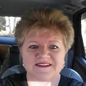 Meet your Posher, Renee