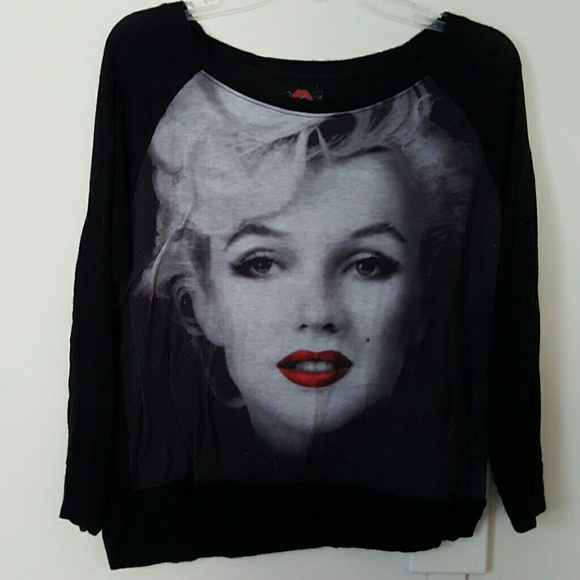 MARILYN MONROE TOP