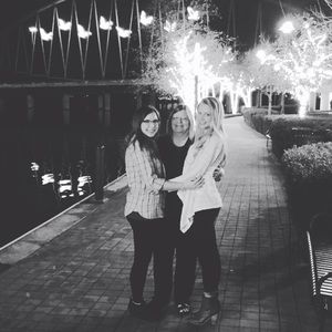 Meet your Posher, Shea