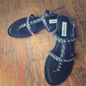 Steve Madden Sabela Flat Sandal