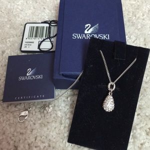 NWT Swarovski crystal necklace
