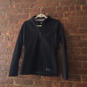 Small Black Under Armour semi-fitted quarter zip
