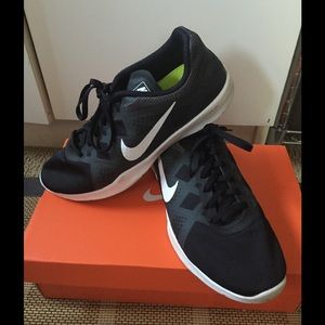Women's Nike Lunar Lux tr