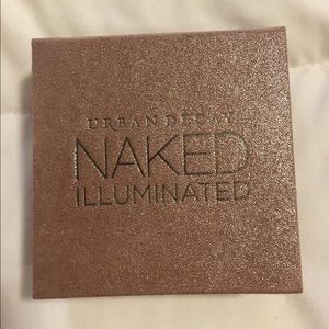 Urban Decay Naked Illuminated Highlighter