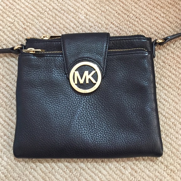 Black Michael Kors crossbody