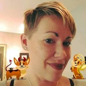 Meet your Posher, April