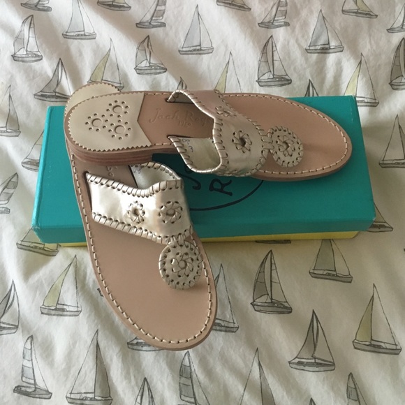 NWT Jack Rogers 8.5 platinum hamptons flat
