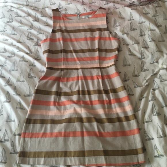 BB Dakota shift sz 6
