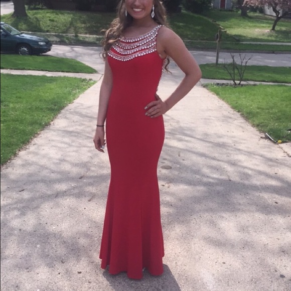 Prom Dress - Picture 2 of 4