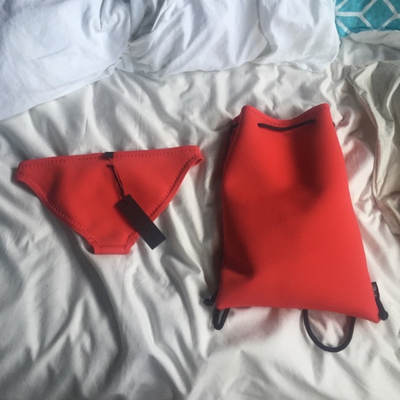 Triangle Bikini Bottoms & Matching Beach Bag