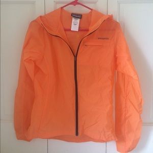 Patagonia windbreaker