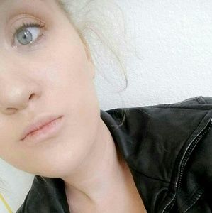 Meet your Posher, Joanna