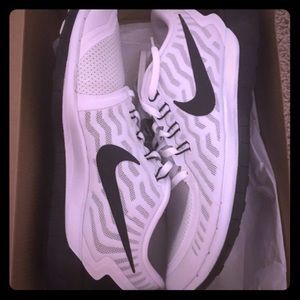 NEW MEN'S NIKE FREE 5.0!!!