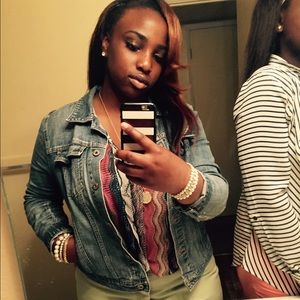 Meet your Posher, Ciera