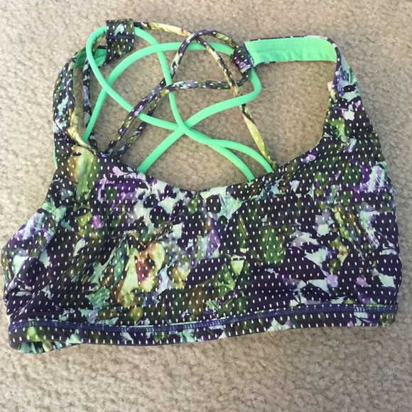 Lulu lemon sports bra