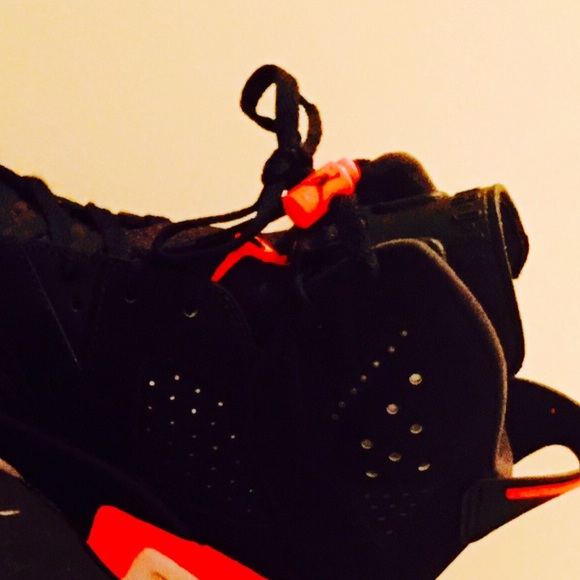 Meet Justin, your posher! - Picture 2 of 4