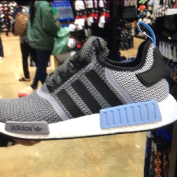 Meet Justin, your posher! - Picture 3 of 4