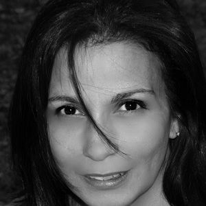 Meet your Posher, Gina