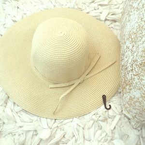 Summer floppy hat