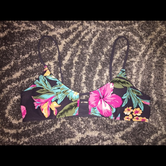 Sold - Picture 3 of 4