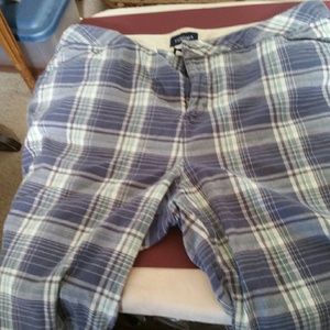 Bermuda plaid style shorts