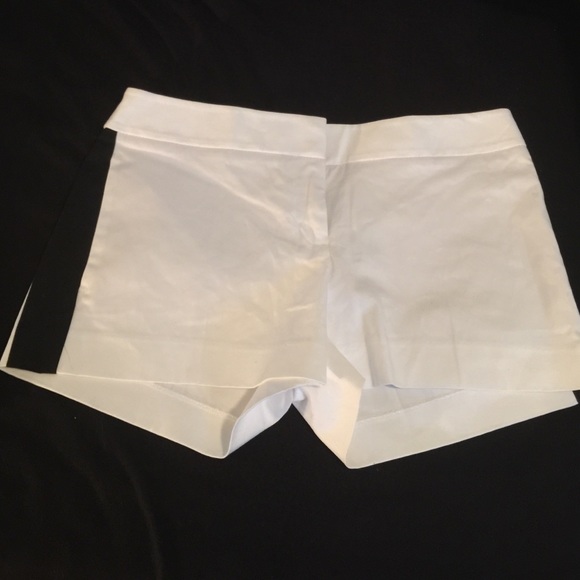 Express shorts .