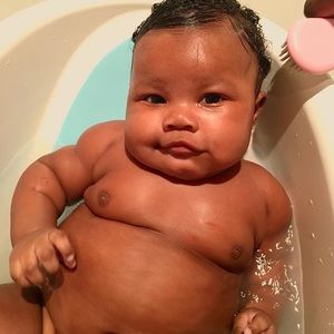 Meet your Posher, Clarke