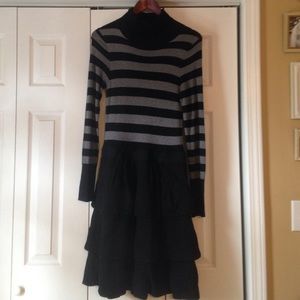 BCBGMAXAZRIA turtleneck longsleeved ruffled dress