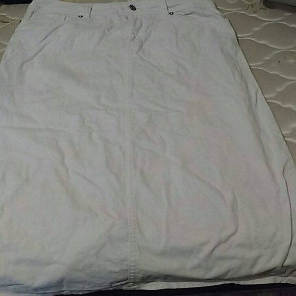 White skirt for kids
