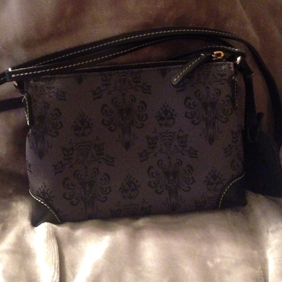 Disney Dooney Haunted Mansion - Picture 2 of 2