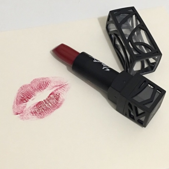 The Lip Bar Crimson Wonderland
