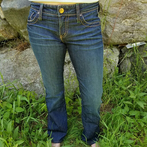 In The Loop Jeans - Picture 2 of 4