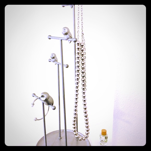 Ann Taylor Loft Necklace