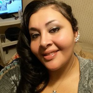 Meet your Posher, Adrianna