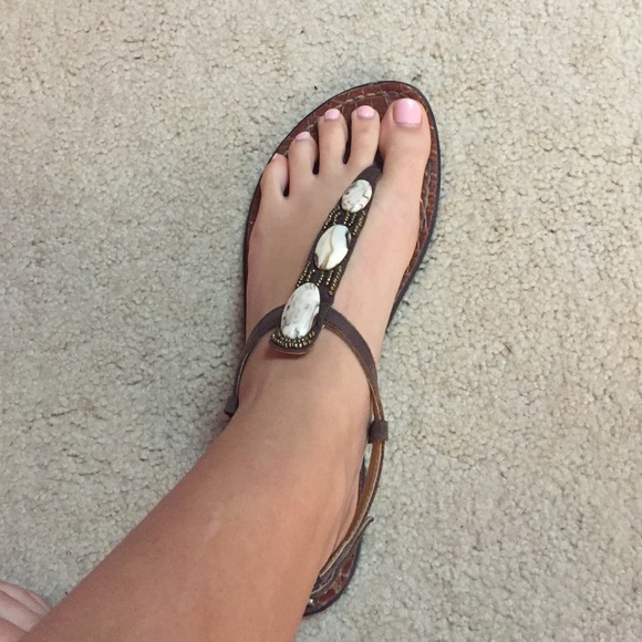 Super cute sandals! Size 8.5
