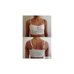 White crop top / bralette