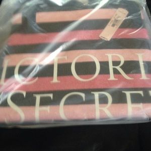 Victoria's Secret tote bag