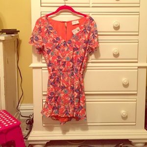 Floral print romper BRAND NEW