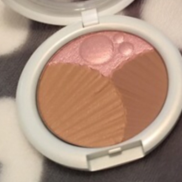 Elizabeth Arden Sunkissed PearlsBronzer &Highlight - Picture 2 of 4
