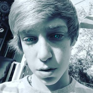 Meet your Posher, Tyler