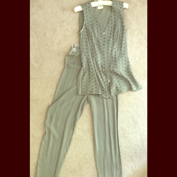 Classy summer suit
