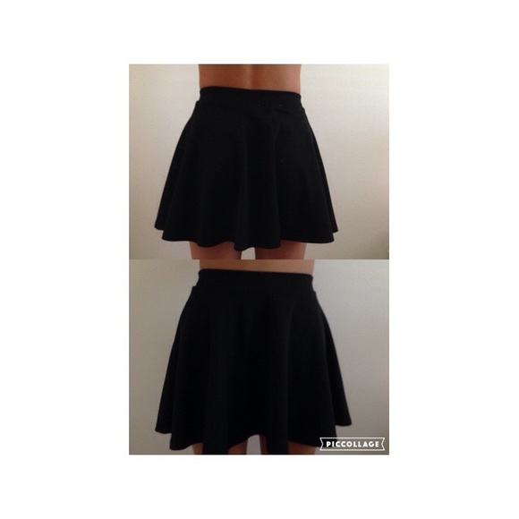 Black skater skirt